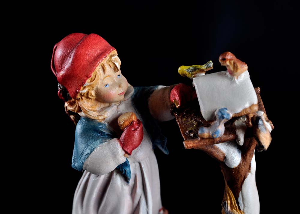 Dolfi Lisi Martin Figurine