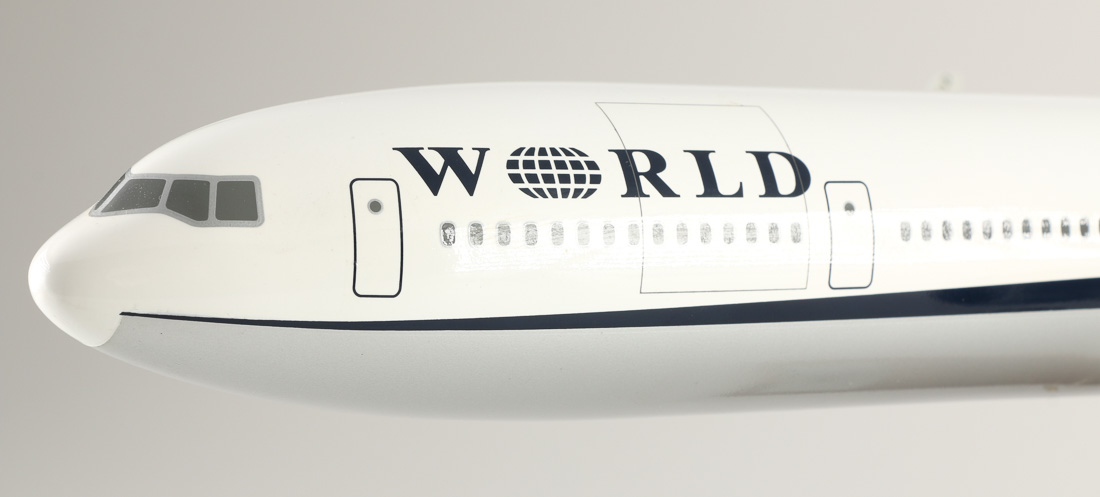 McDonnell Douglas MD-11 Replica Plane