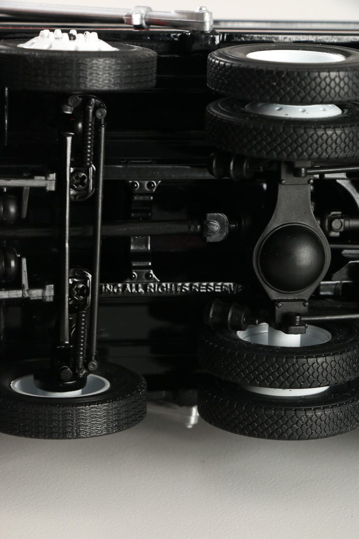 Pair of Die-Cast Dump Trucks with Snow Plows