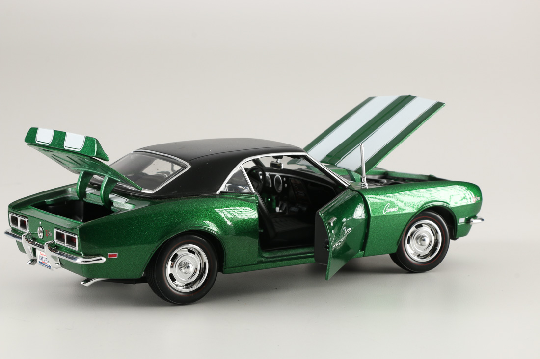 Die-Cast Chevrolet Camaro Z28 Cars
