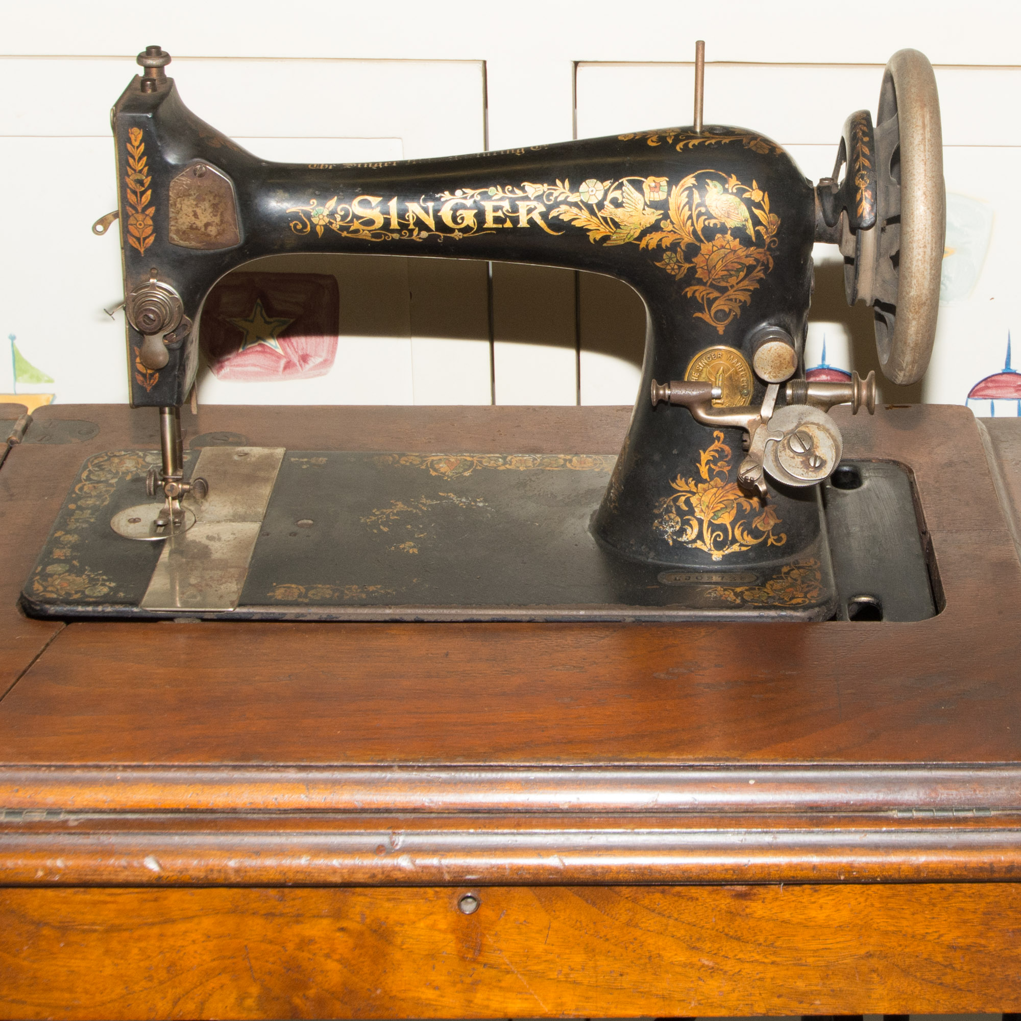 Vintage Singer Sewing Machine