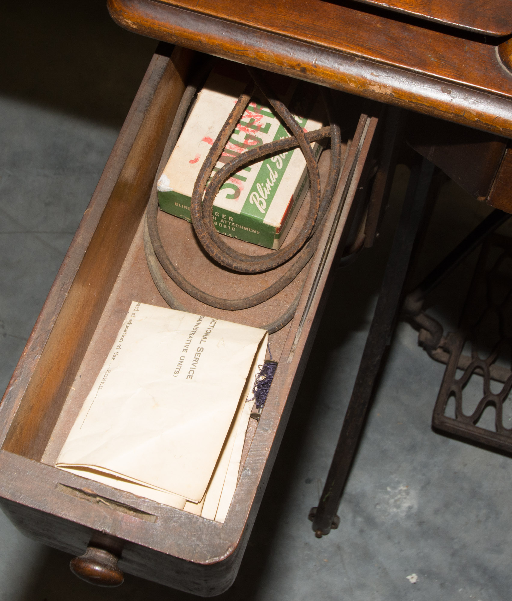 Vintage Singer Sewing Machine