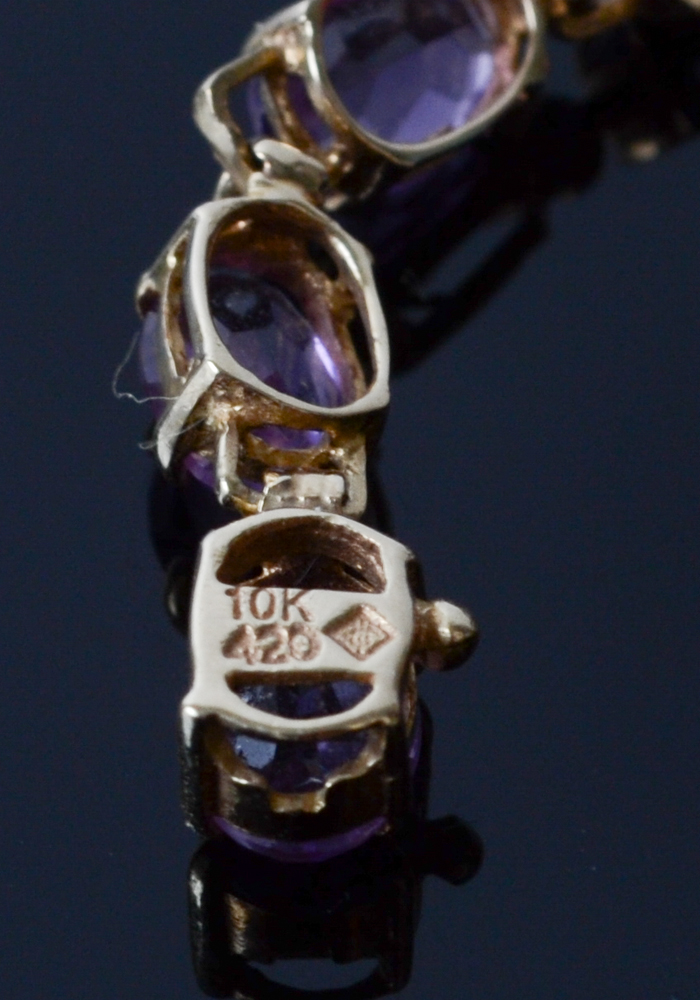 Pair of 10 Karat Gold Bracelets