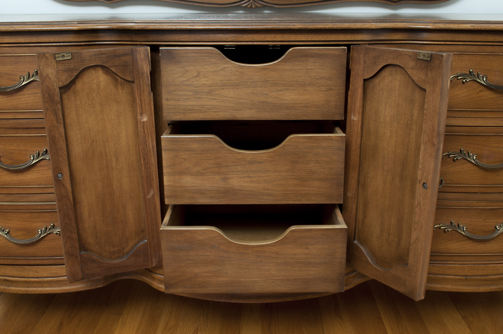 Thomasville Dresser and Mirror