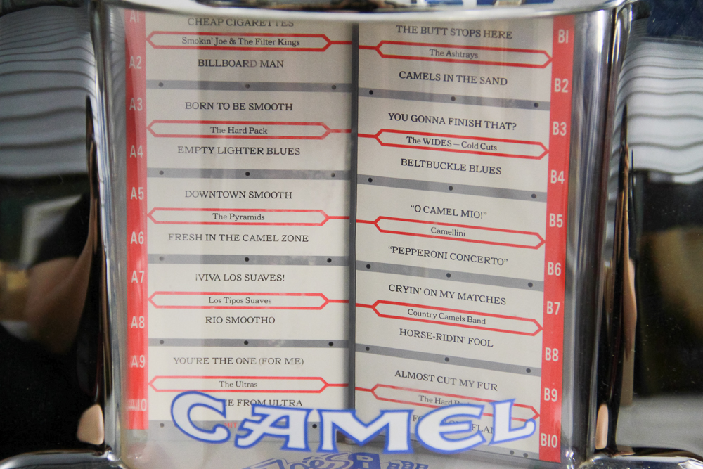 Camel Cigarette Jukebox Style Radio Receiver