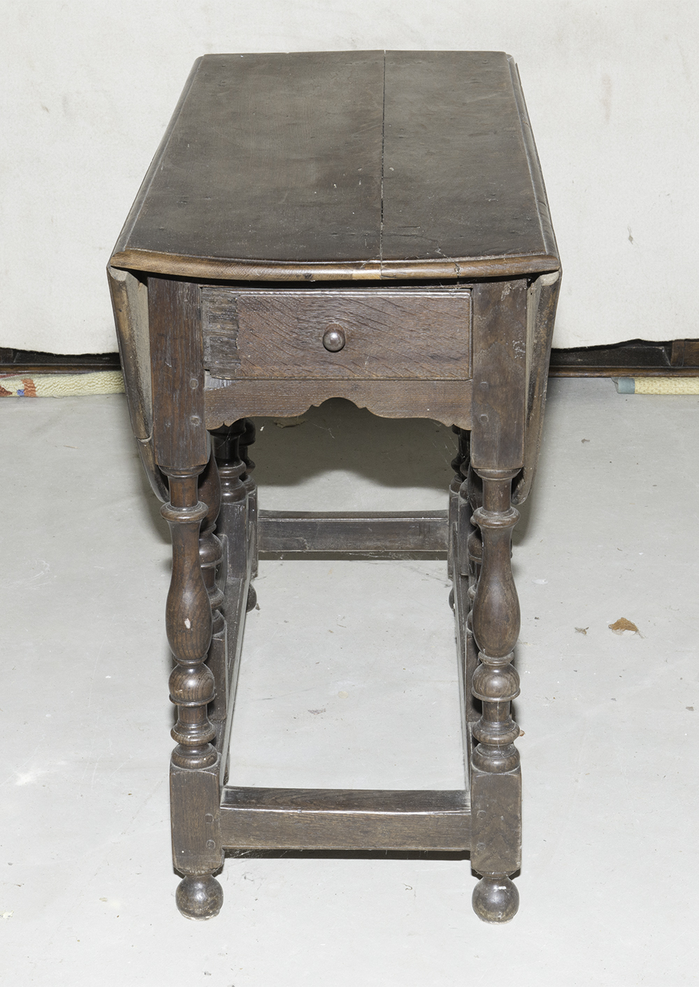 Early 19th Century English Gateleg Table