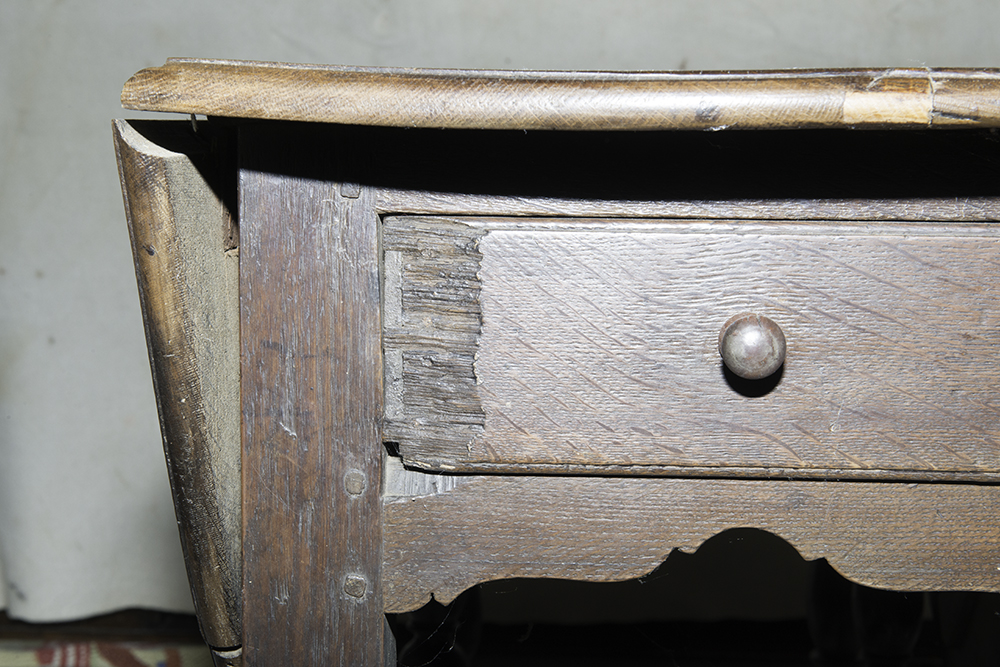 Early 19th Century English Gateleg Table