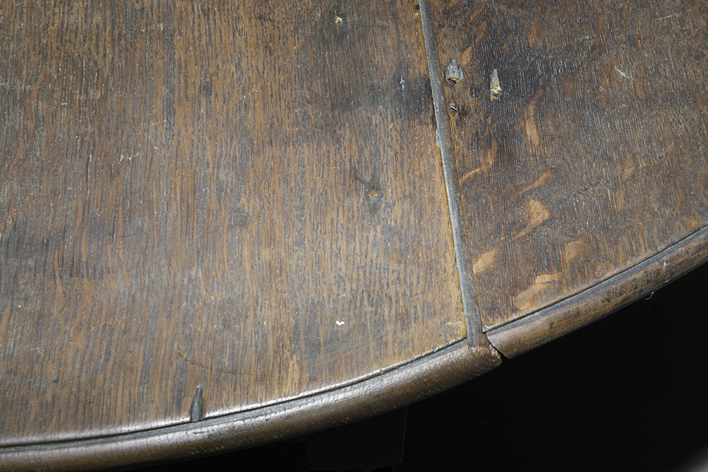 Early 19th Century English Gateleg Table