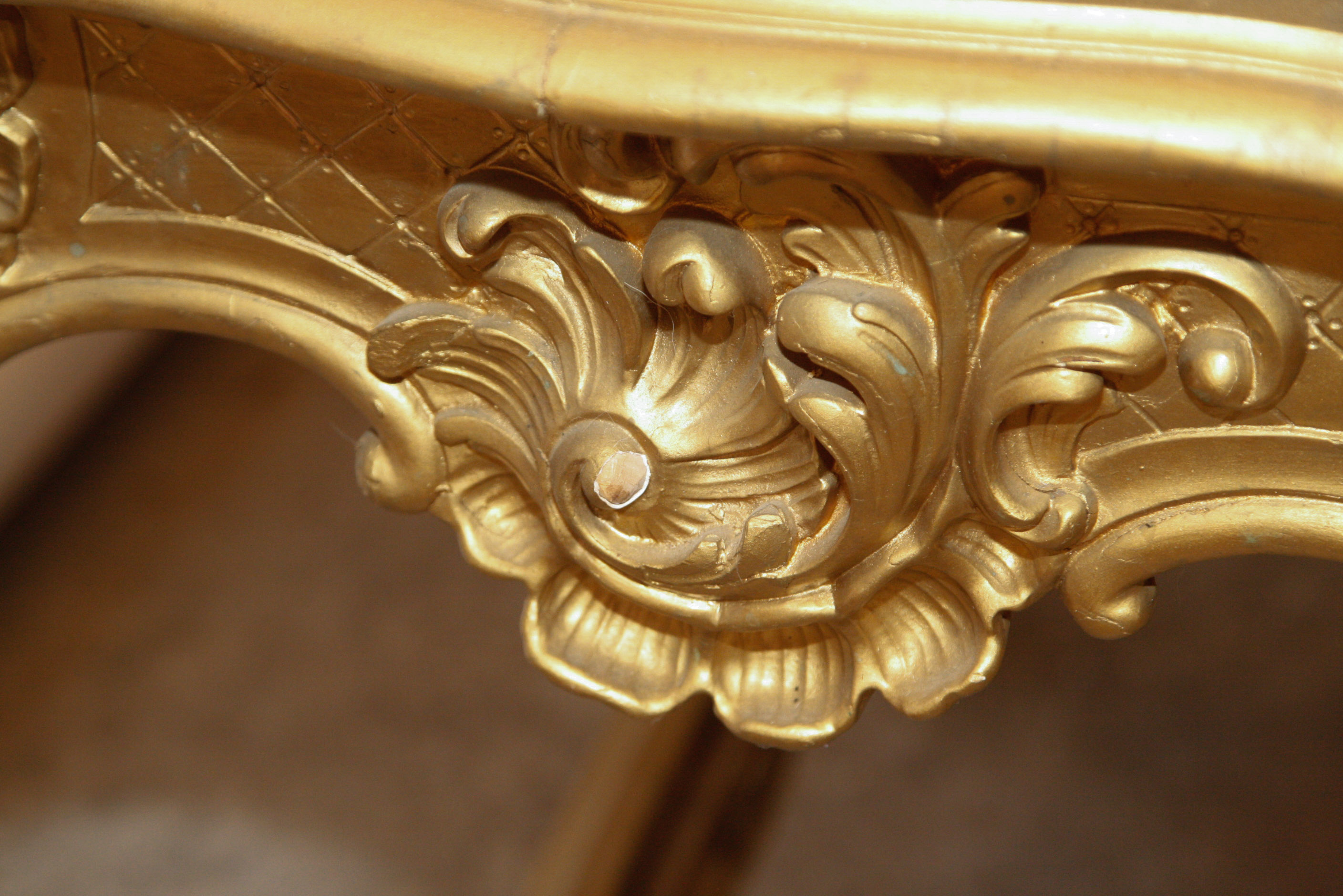 Louis XV Rococo Revival Style Lighted Gilt Vitrine