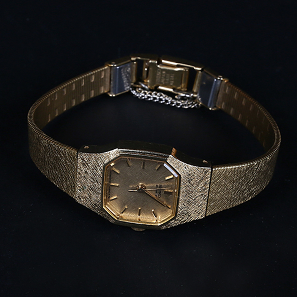 Collection of Vintage Watches Including Waltham 14K Gold Watch Face