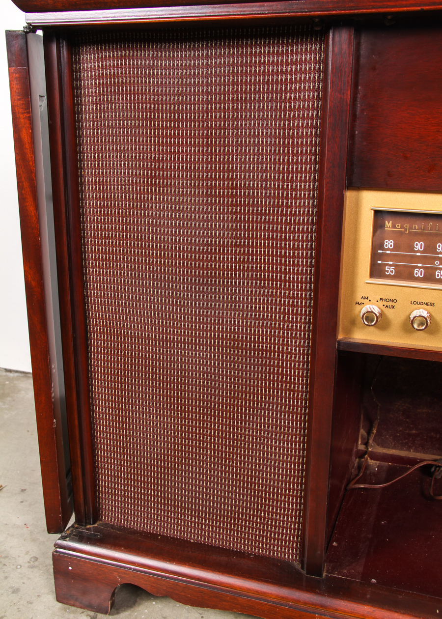 Vintage Wood Magnavox Turntable, Radio, and Speaker Cabinet