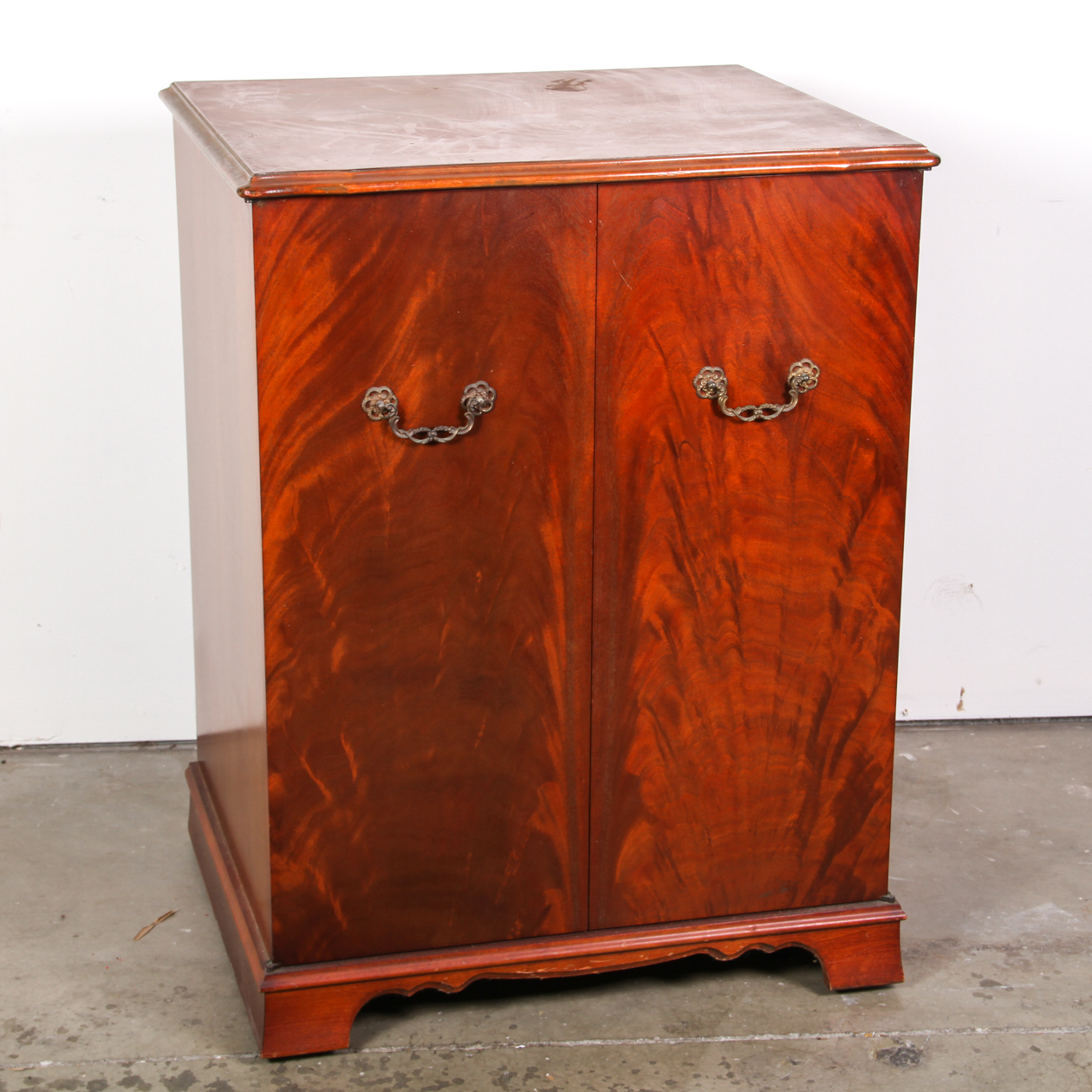 Vintage 1952 Packard Bell CRT Television With Cabinet