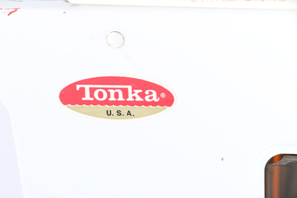 Tonka Winnebago Indian Camper