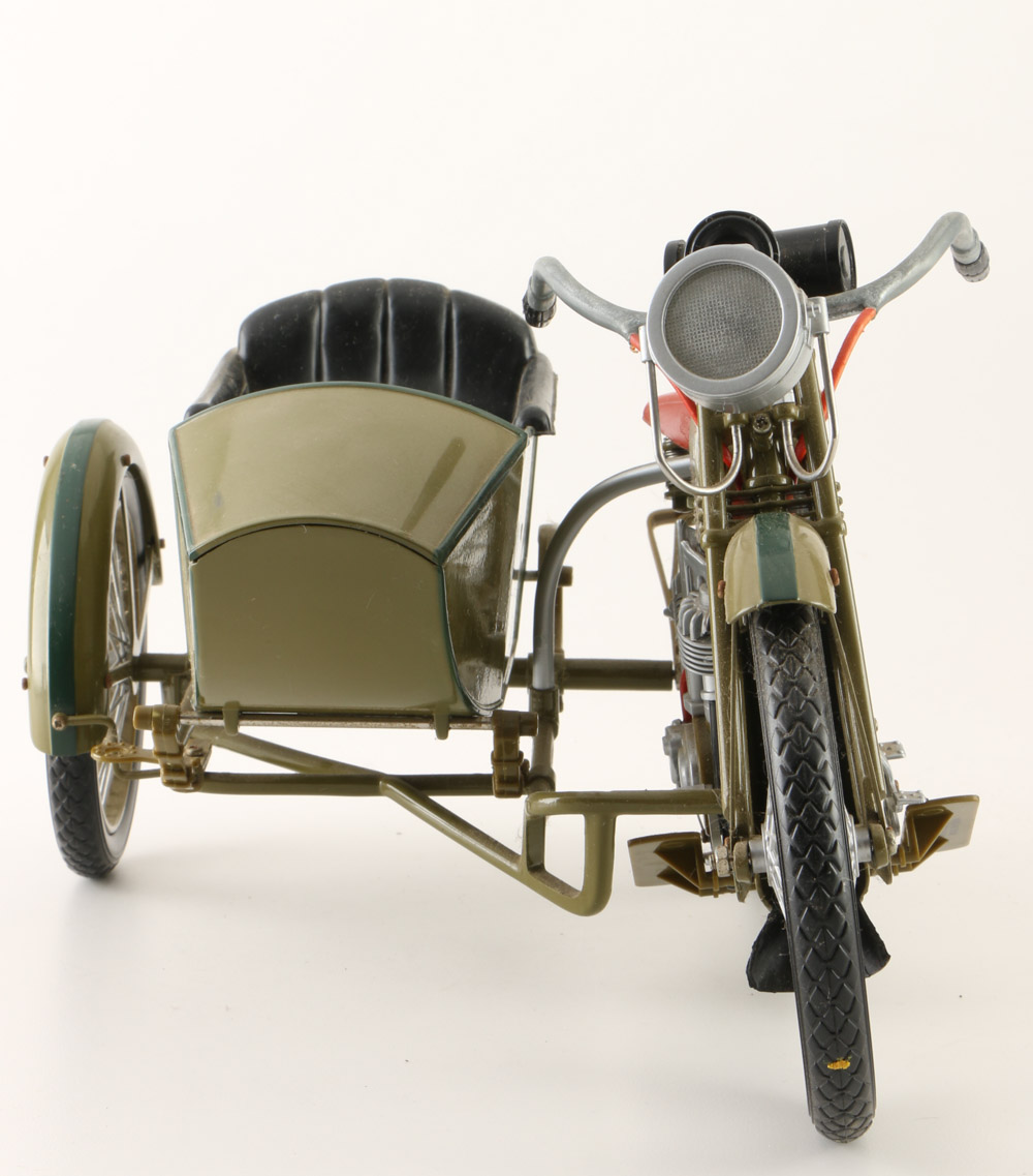 1917 Harley Davidson Motorcycle with Sidecar Die-Cast