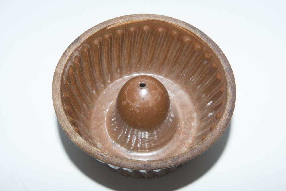 Early American Brown Pottery Mold
