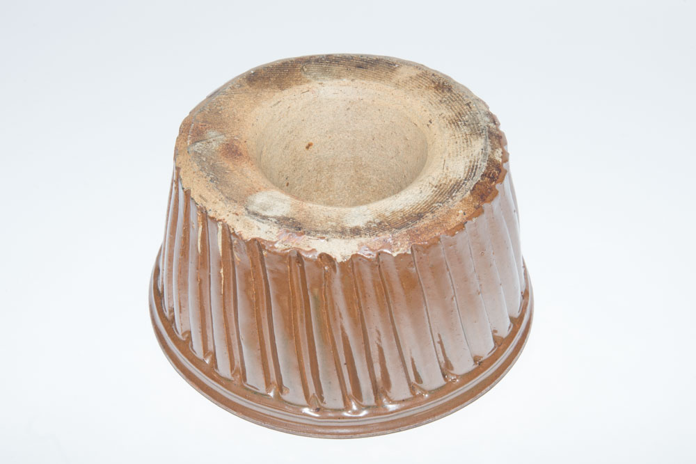 Early American Brown Pottery Mold