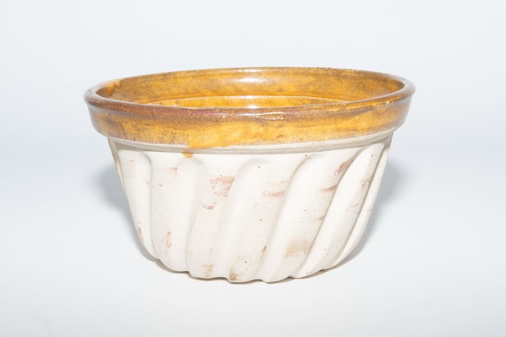 Early American Brown Pottery Mold