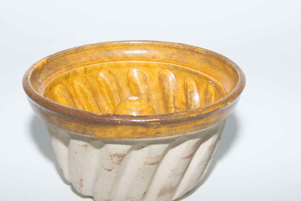 Early American Brown Pottery Mold