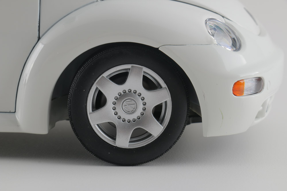 Assortment of Five Modern Volkswagen Beetle Die-Cast Cars