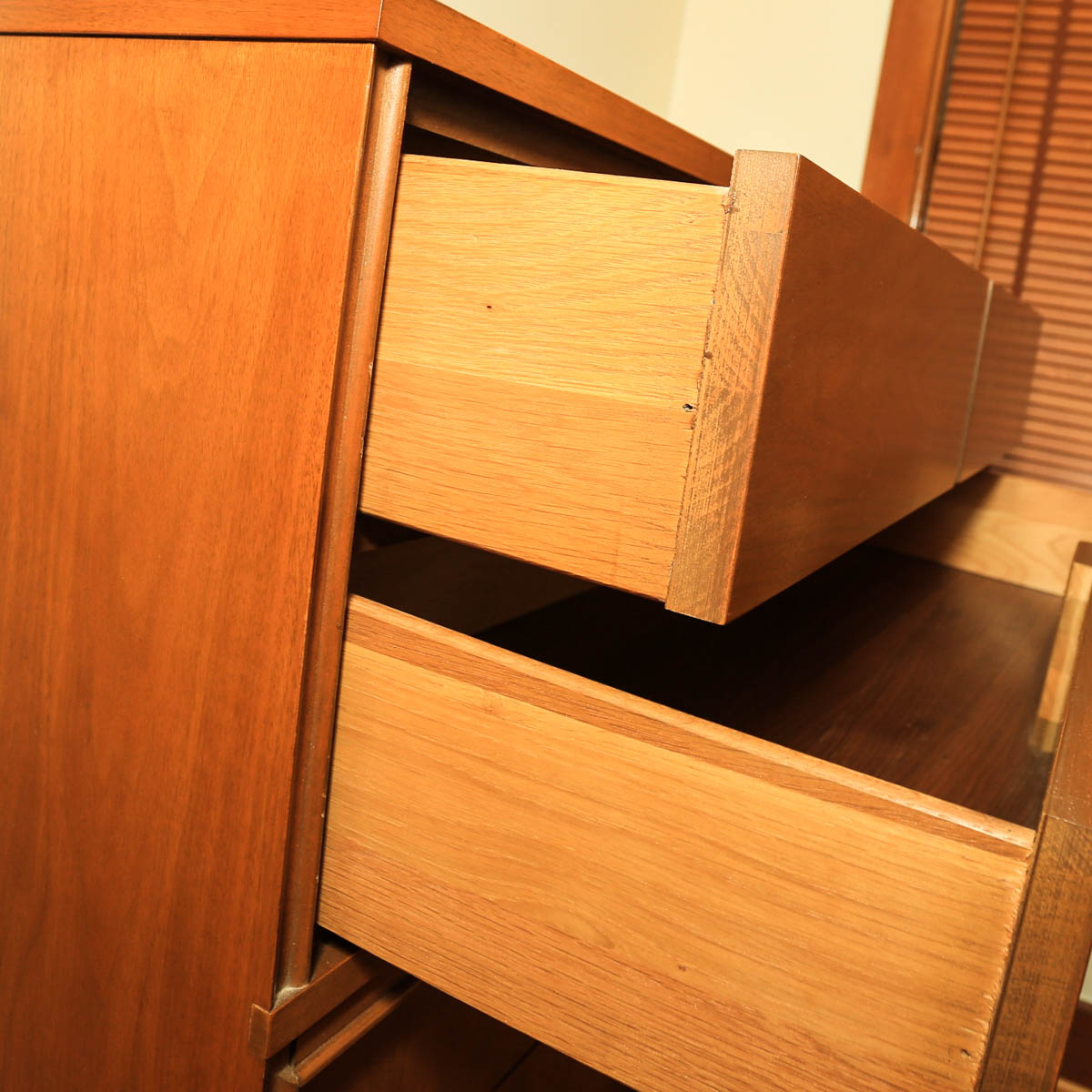Mid Century Modern Five-Drawer Chest