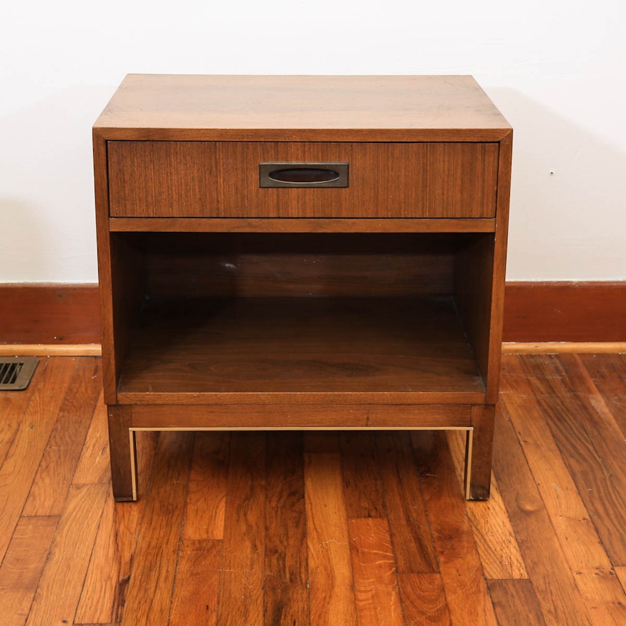 Mid Century Modern One-Drawer Side Table