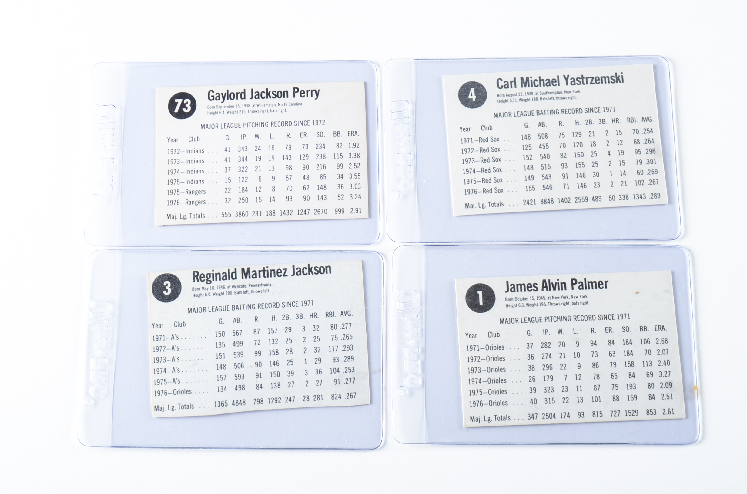 Eighty Three 1977 American League Hostess Baseball Cards