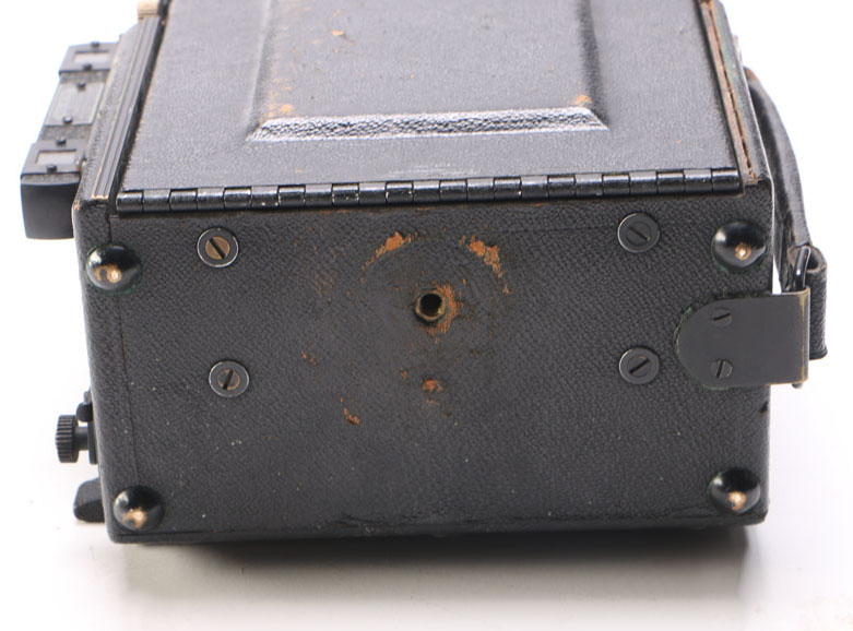 1906 Graflex Speed Graphic Camera with Hugo Meyer Lens