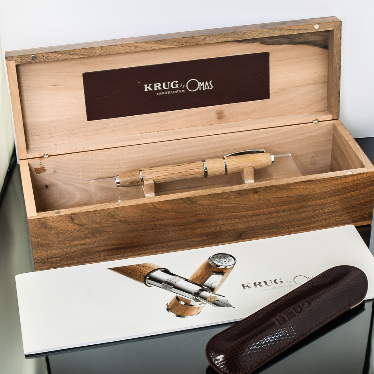 18K Gold and Sterling Krug by Omas Limited Edition Wood Fountain Pen