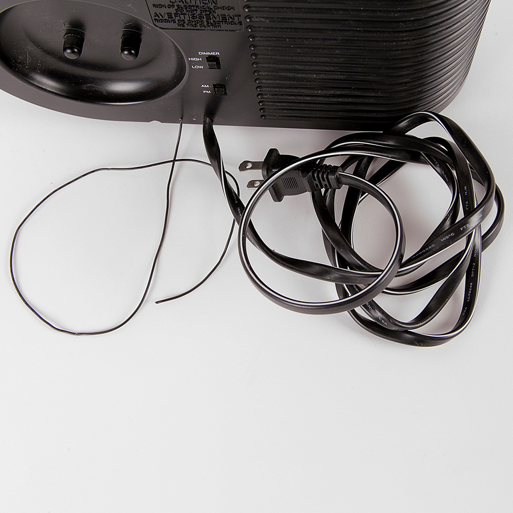 Retro "Big Ben" Reproduction Clock Radio with Illuminated Face