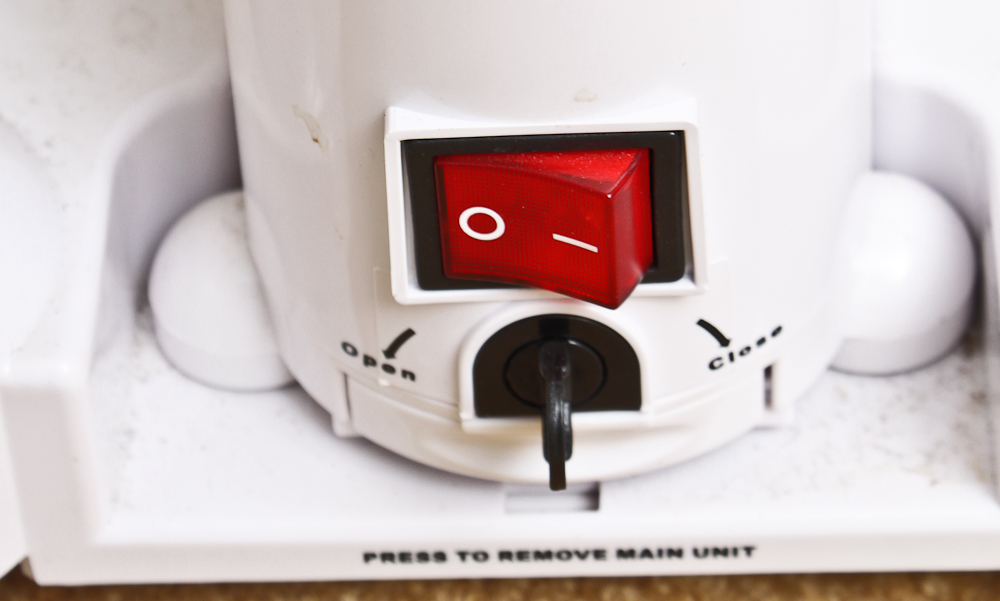 Tobi Wrinkle Removing Machine