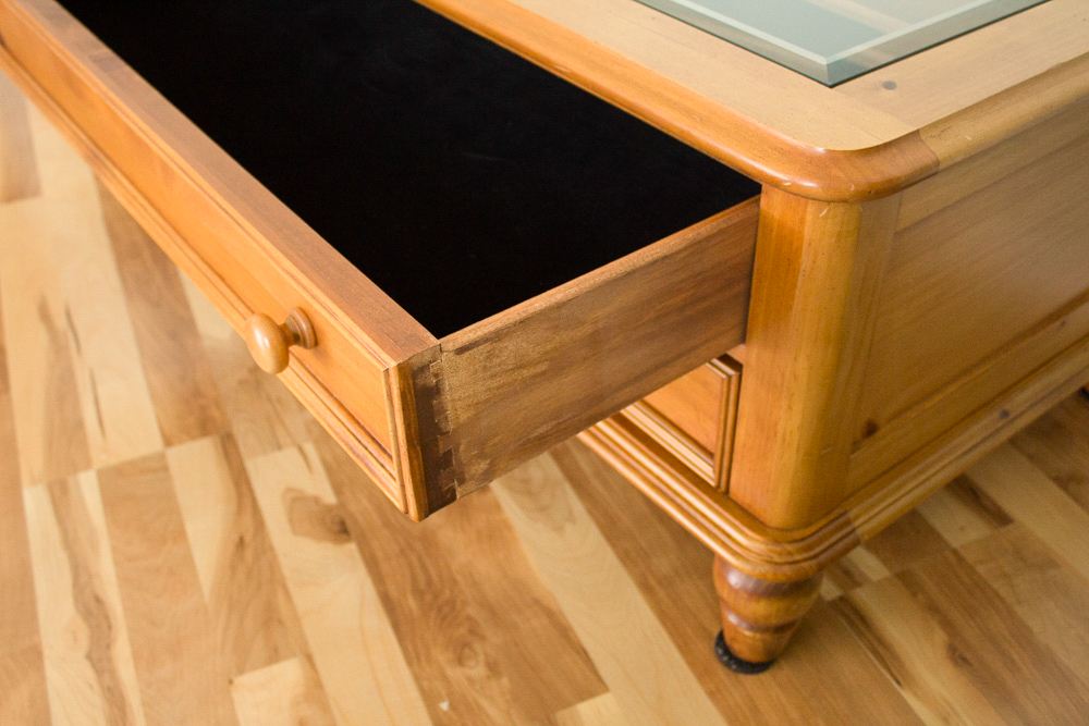 Broyhill Glass Top Coffee Table