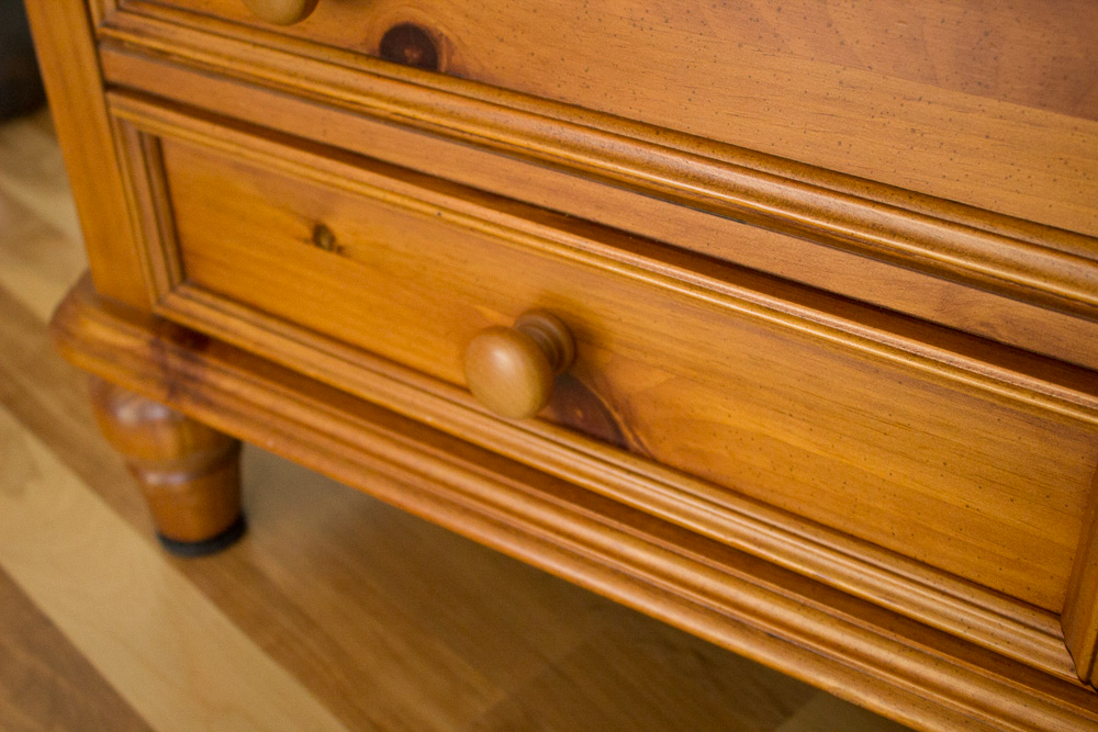 Broyhill Glass Top Coffee Table