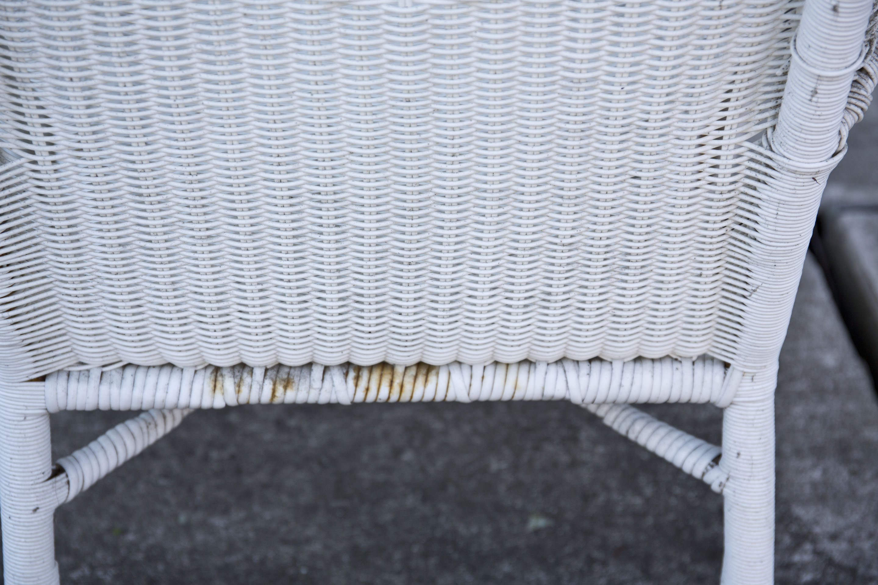 White Wicker Patio Set