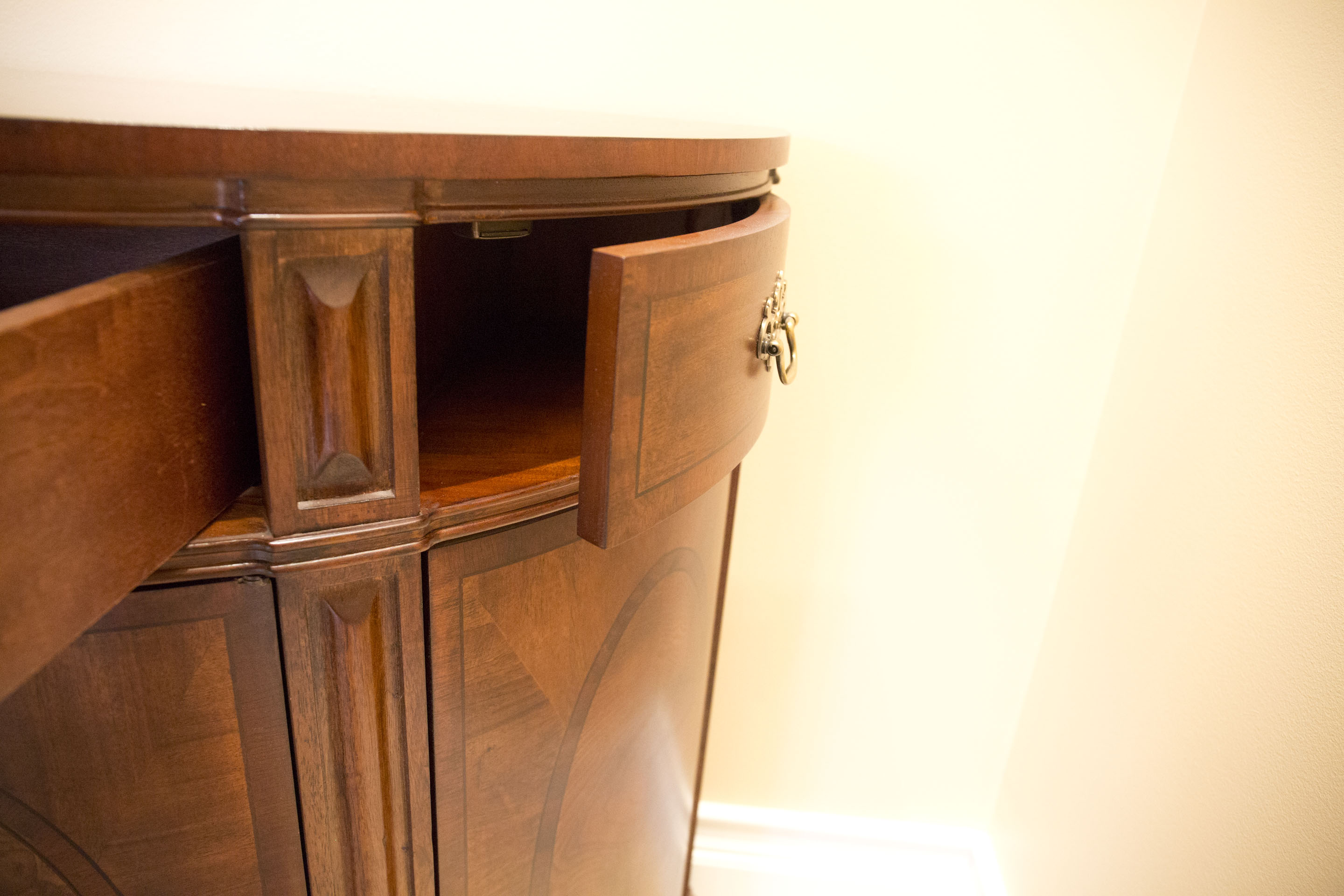 Shenandoah Valley Furniture Rounded Buffet Table