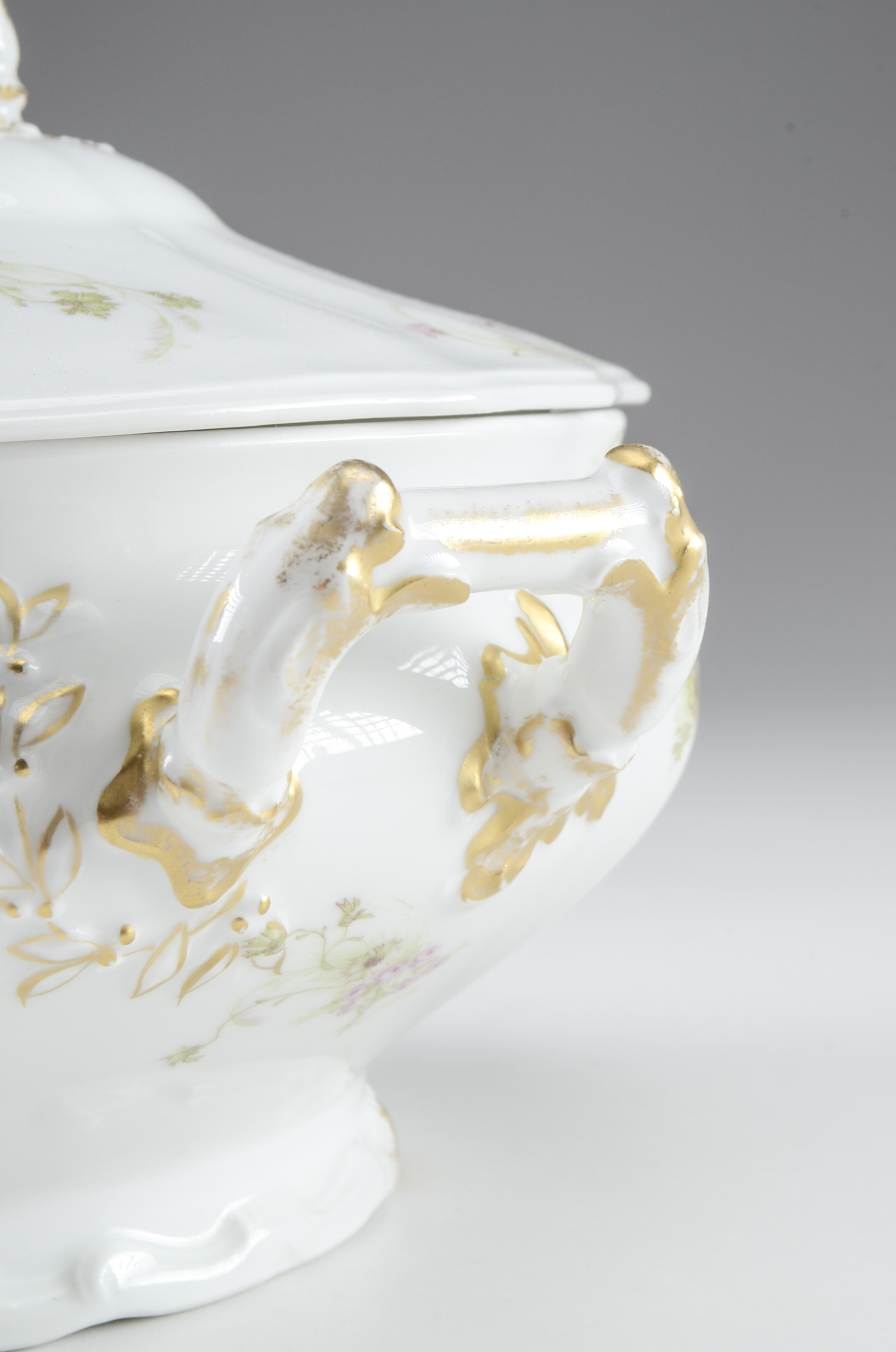 Burley & Company Porcelain Soup Tureen