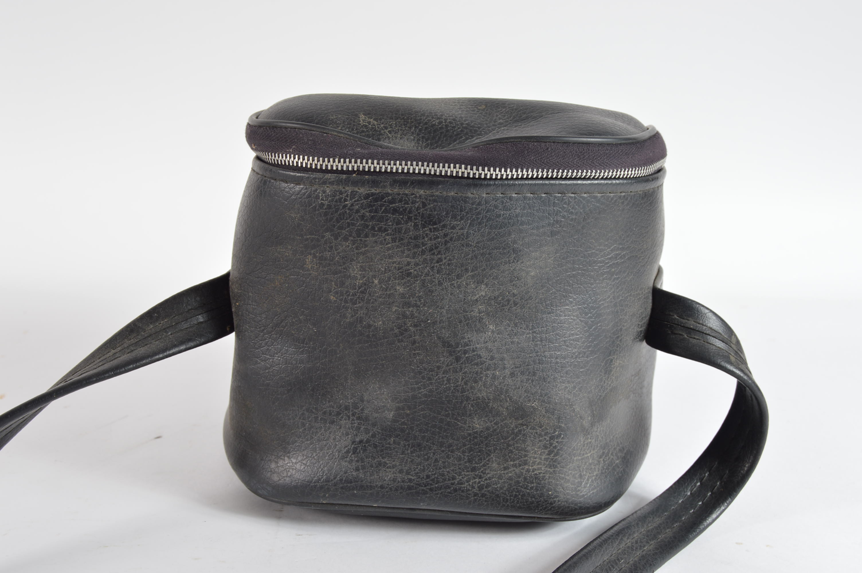 Polaroid Square Shooter 2 Land Camera With Carrying Case