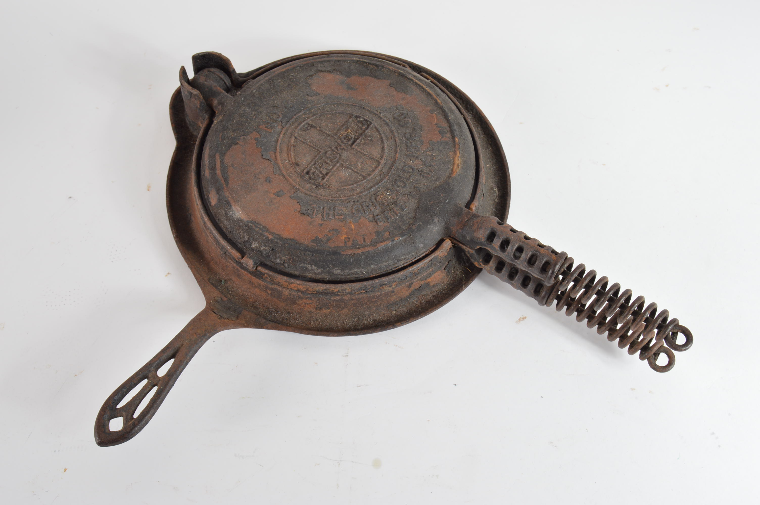 Vintage Griswold No. 8 Cast Iron Waffle Maker
