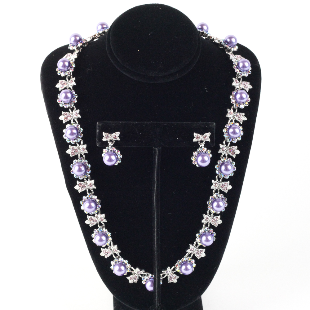 Vintage Style Necklace and Earring Set