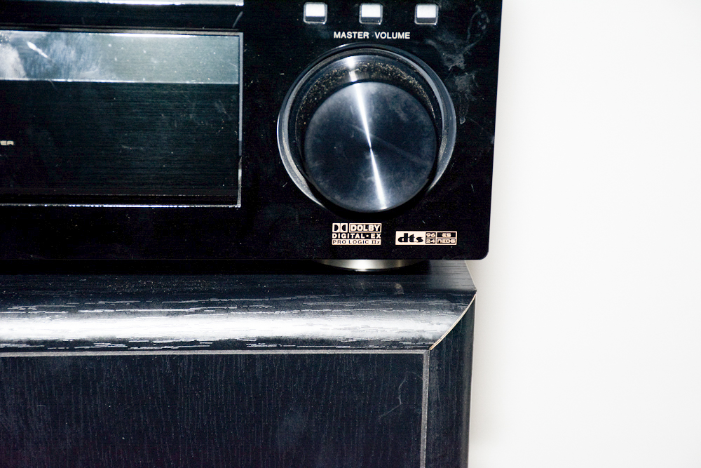 Pioneer Elite Sound System with AR Subwoofer and Speakers