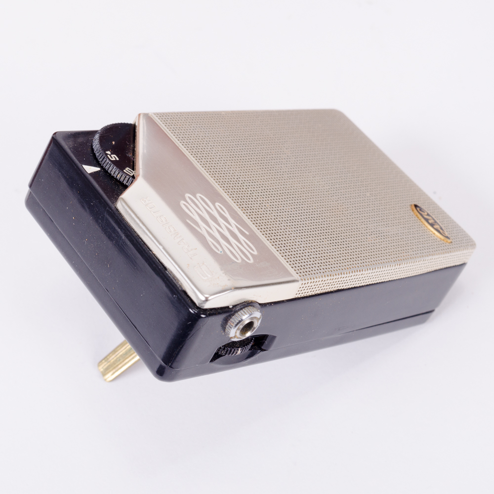 Keystone 8 mm Riviera Magazine Camera and AMC Transistor Radio