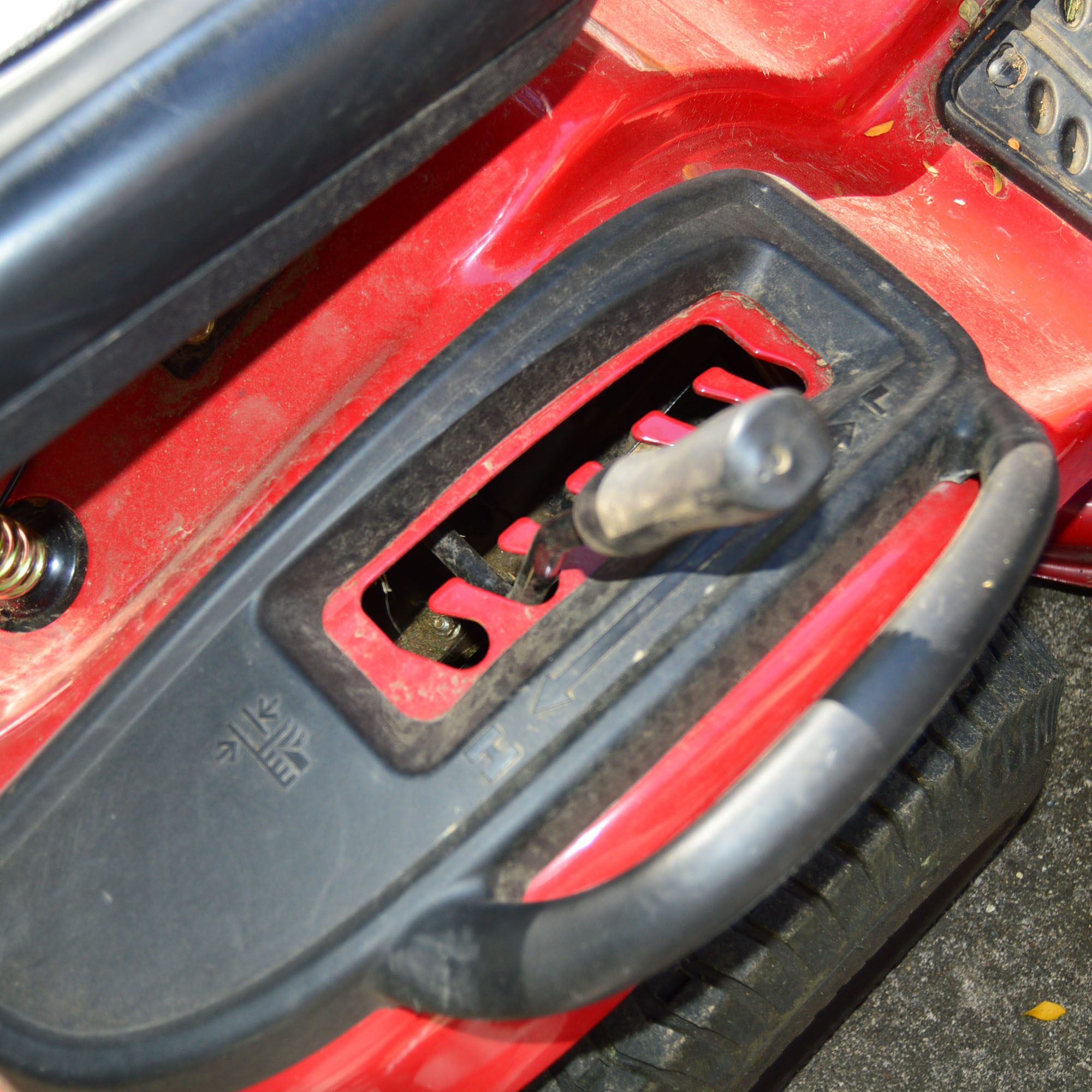 Toro LX420 Twin Cam Riding Lawnmower