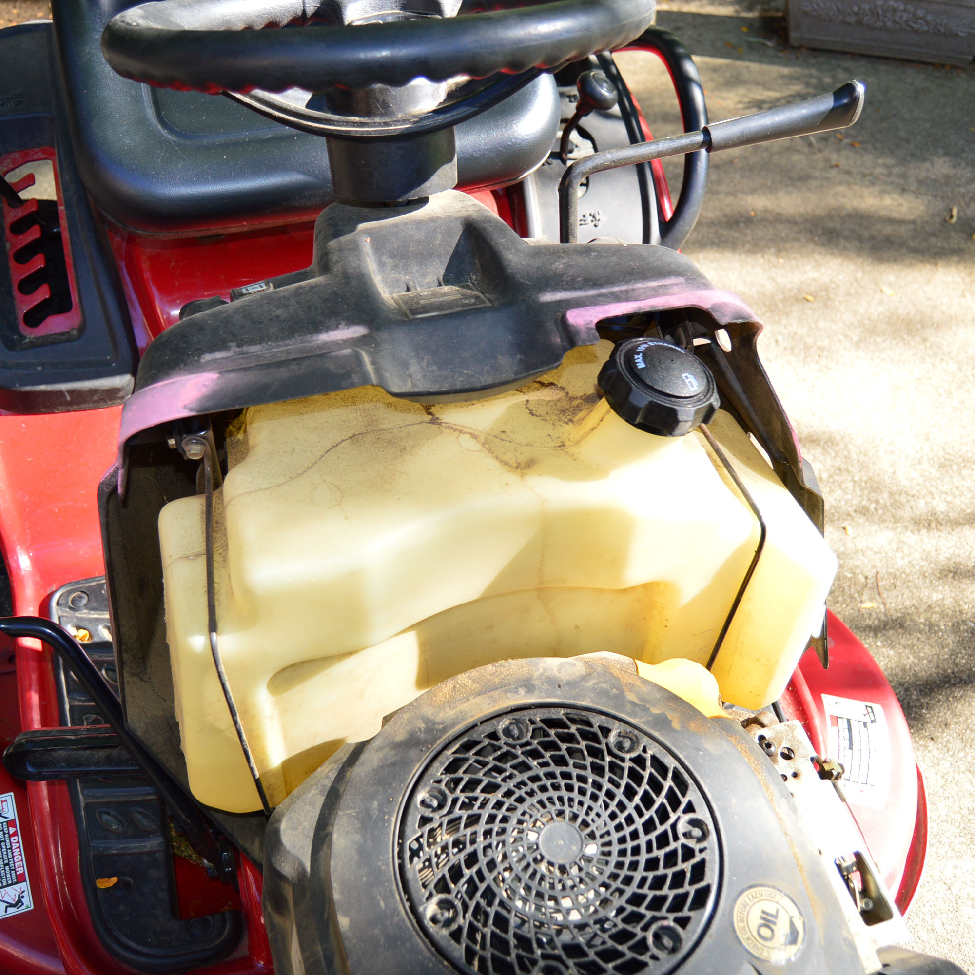 Toro LX420 Twin Cam Riding Lawnmower
