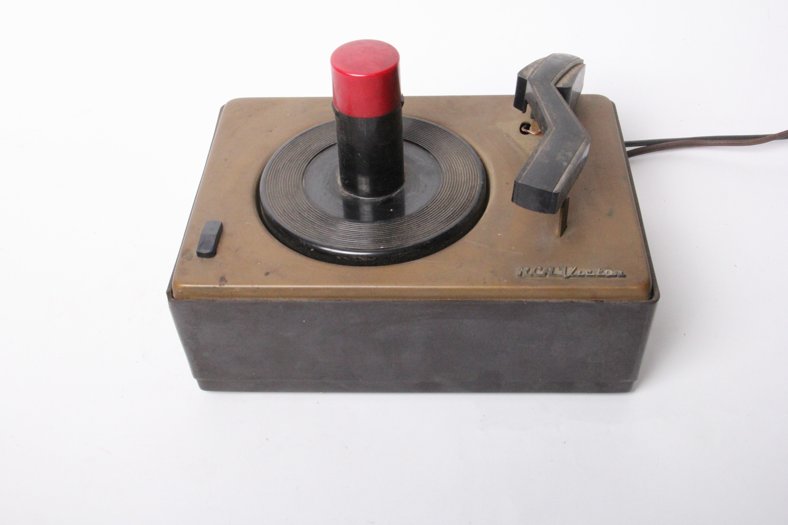 Vintage RCA Victor 45 RPM Turntable With Records