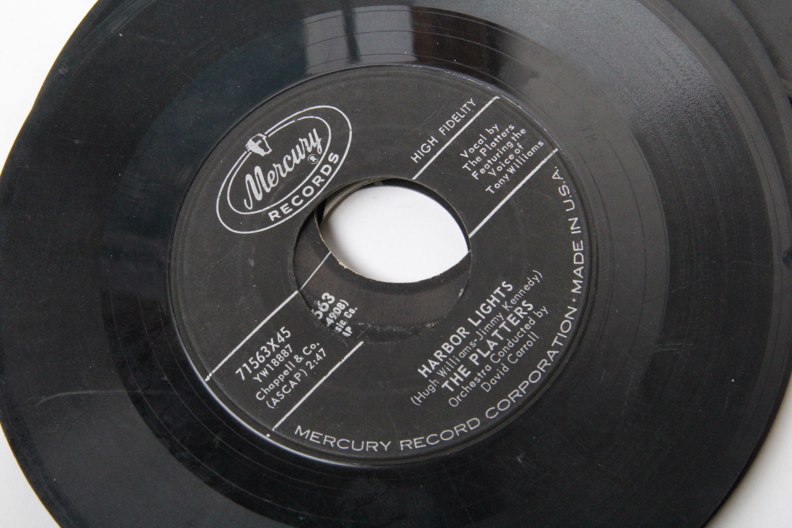 Vintage RCA Victor 45 RPM Turntable With Records