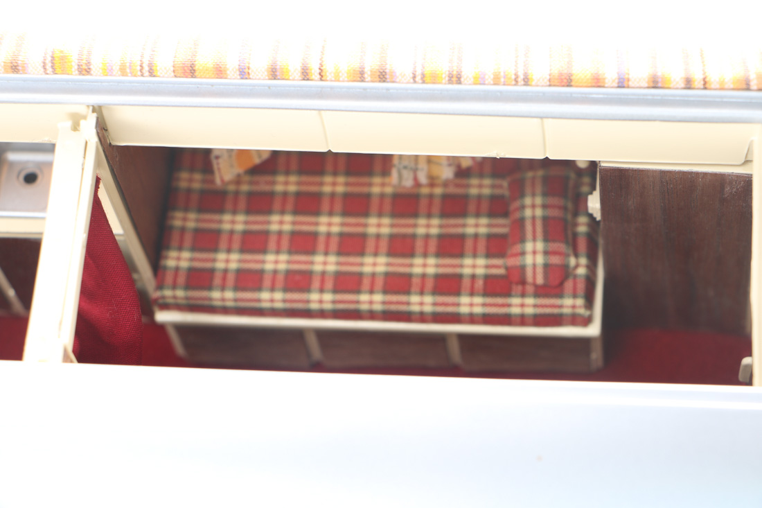 Limited Edition Franklin Mint 1968 Airstream Trailer