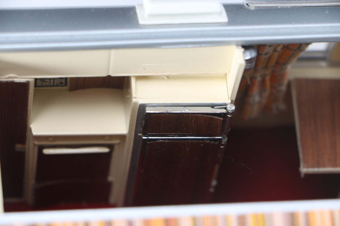 Limited Edition Franklin Mint 1968 Airstream Trailer