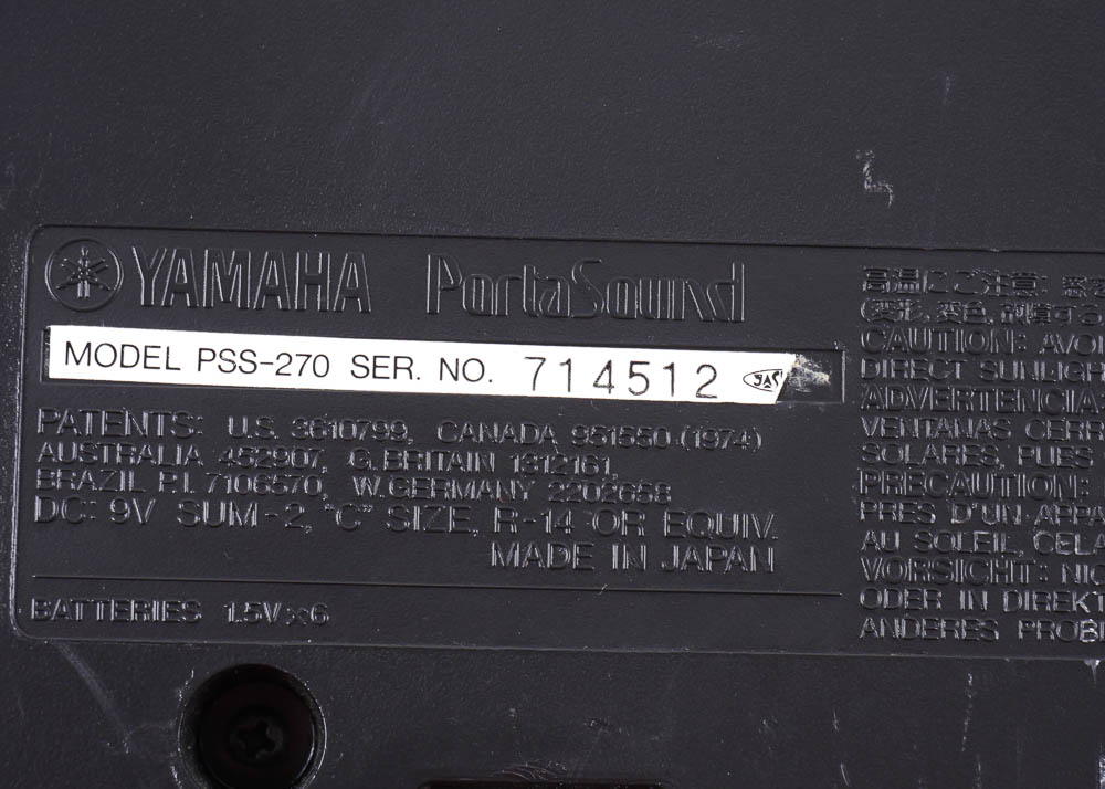 Yamaha PortaSound PSS-270 Electronic Keyboard