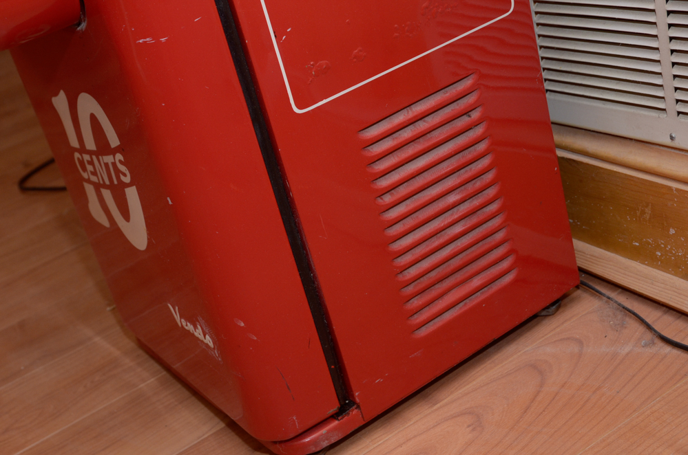Vintage Vendo 44 Coca-Cola Machine