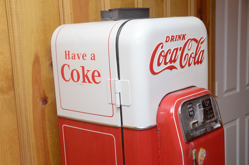 Vintage Vendo 44 Coca-Cola Machine