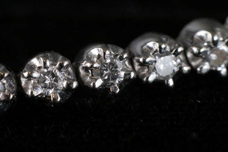 14K White Gold and Diamond Ladies Elgin Watch